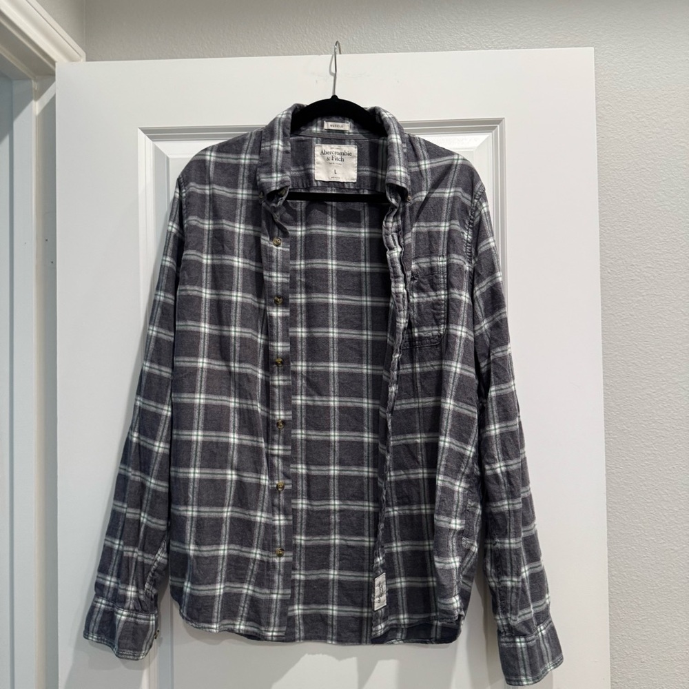 Abercrombie & Fitch Button Down Muscle Shirt